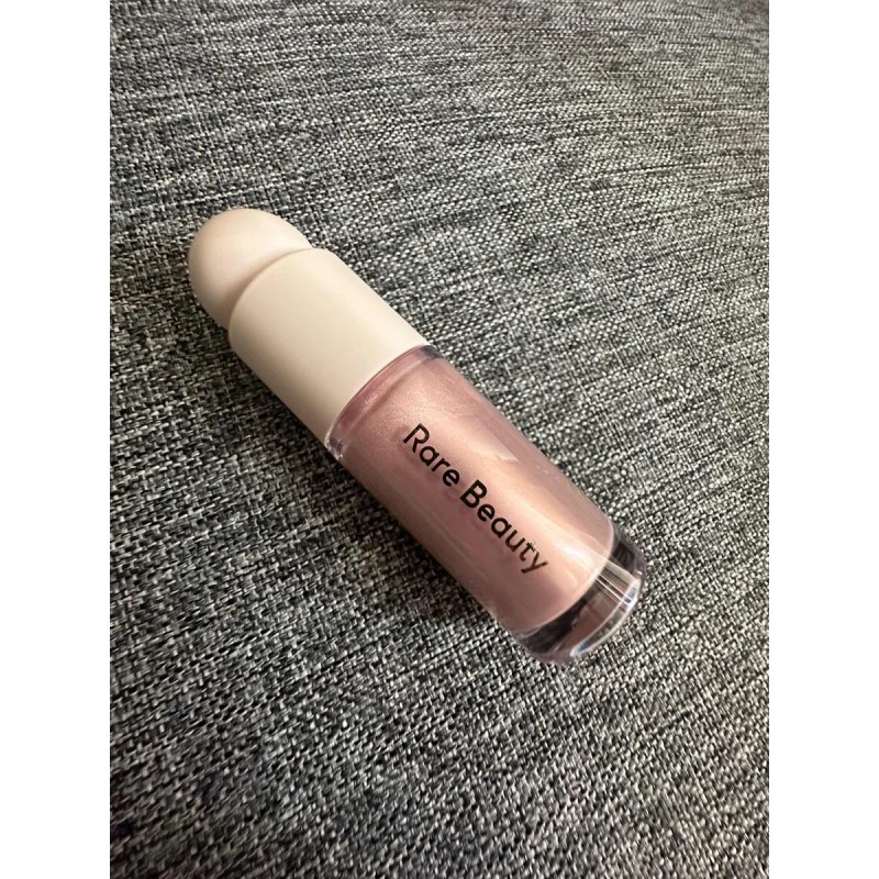 Positive Light Liquid Luminizer Highlight Rare Beauty