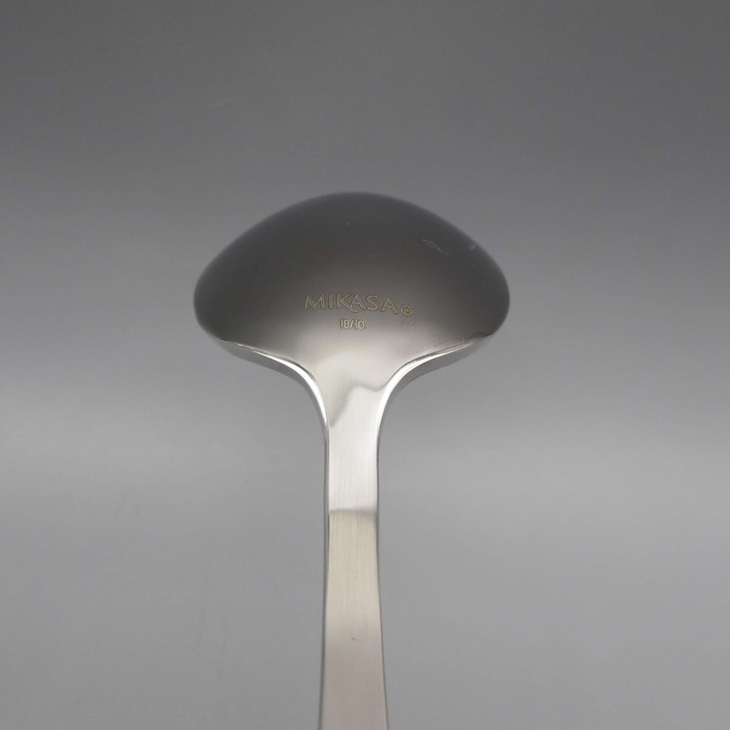 Mikasa 5100237 Bravo 20-Piece 18/10 Stainless Steel Flatware Set, Service