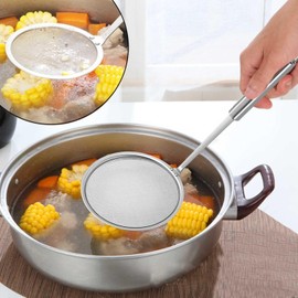 XFLYP 2 Pack Filter Spoon, Strainer Skimmer Spoon, Stainless Steel Fine Wire Mesh Oil Filter Deep Fat Fryer Skimmer Spoon Soup Residue Oil Strainer Colander Spoon with Long Handle