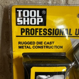 TOOL SHOP NEW Tool Shop Professional Utility Knife w/ Belt Clip Holster 243-5398 Metal U