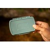 Fishpond Tacky Pescador - Caja con mosca - Pequeña -