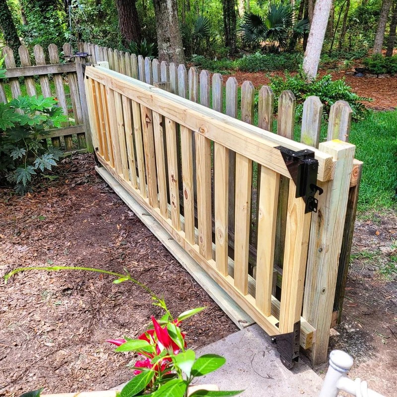 Pylex 11052 11070 Sliding Gate Kit, Black