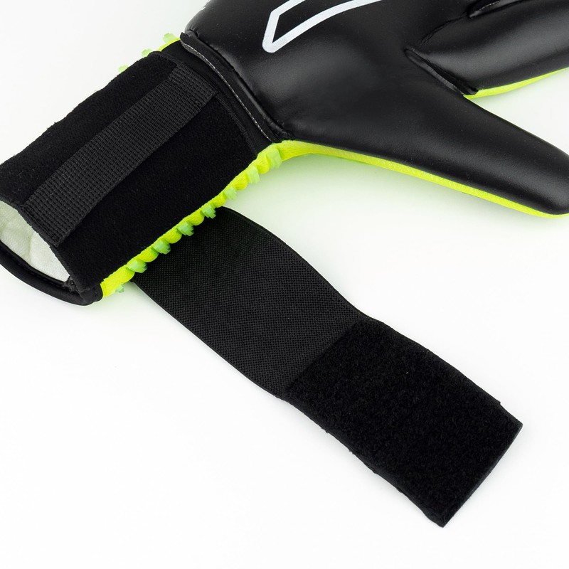 Rinat Aries Nemesis Turf Adult Goalkeeper Gloves, Green, Size 10