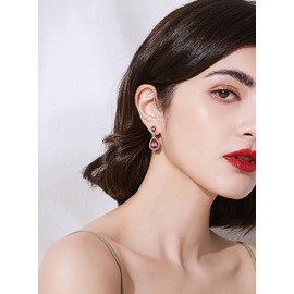 KristLand Women's Cubic Zirconia Earrings Bridal Water Drop Pendant 18K White Gold Plated Stud Earrings Elegant Wedding Gift Jewellery Box Water Drops, Sterling Silver