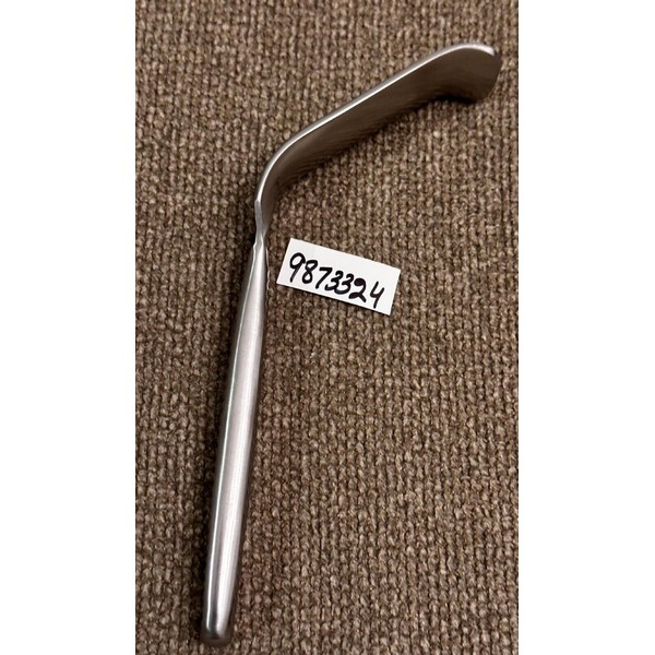Cloward retractor with Lip 7.5" blade 30mm With Lip