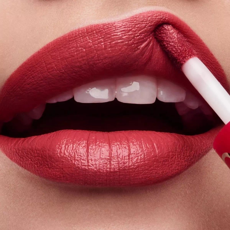 Ésika Labial Ésika Dúo Tattoo Colorfix color rojo tentación satinado
