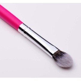 PEACHES AND CREAM PC30 TAPERED BLENDER BRUSH, PEACHES & CREAM