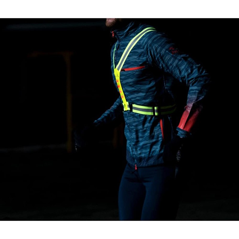 Maclean MCE425 Reflective Vest with LED Lighting, 360° High Visibility