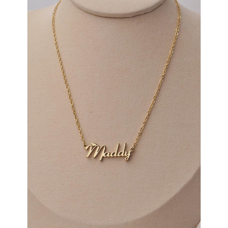 Aoloshow Logan Heart Name Necklace Women 18k Gold Plated Stainless