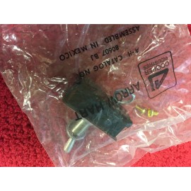 80607BJ  ON- OFF SPST  TOGGLE SWITCH NOS