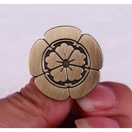 Japan Japanese Maedate Oda Mokko Nobunaga Family Crest Flower Clan Enamel Pin FB