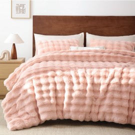 YIKUSH Fluffy Queen Comforter Set - Blush Pink Faux Fur Comforter Queen Luxury Fuzzy Queen Bed Set, Soft &Cozy Fleece Queen Size Comforter Sets, 1 Queen Comforter with 2 Pillow Cases-3 Pieces