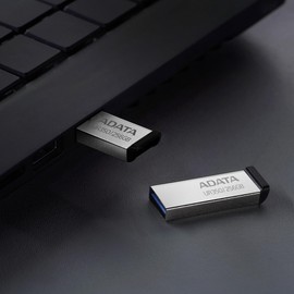 ADATA 64 GB Memoria Flash USB 3.2 Diseño sin Tapa Material Metalico (Modelo UR350-64G-RSR/BK)