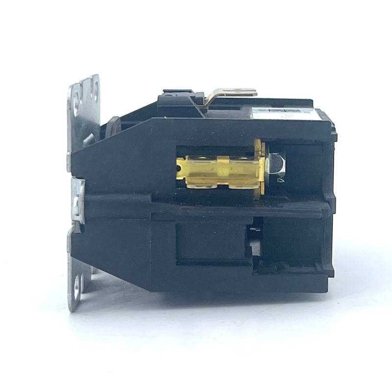XMC0-327-EBBC Definite Purpose Contactor - 1 Pole Contact, FLA32, VAC