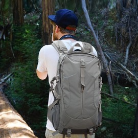 Long Keeper 40L Hiking Backpack Men Women Trekking Backpack Travel Backpack Large Outdoor Backpack with Rain Cover Waterproof for Hiking Cycling Travel, gray