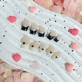 24Pcs Valentine's Day Press on Nails Medium Square Fake Nails with Heart Design White Black French Tips Glue on Nails Full Cover False Nails Valentines Nails Stick on Nails for Women