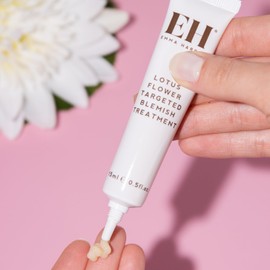 Emma Hardie 15ml Lotus Flower Blemish Treatment with Antibacterial Witch Hazel, Reduces Redness & Blemishes, Anti-inflammatory & Balancing, Perfect for Combination to Oily Skin, Vegan & Cruelty Free