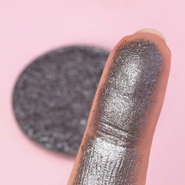 Neve Cosmetics Le Arcobaleni | Meteorite Lidschatten aus Waffelpapier