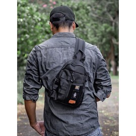 [VIPERADE] CHS1 Crossbody Bag, 1000D Nylon Hiking Backpack, Travel Hiking Chest Tactical Fanny Pack Crossbody Sling Bag for Women Men, Black