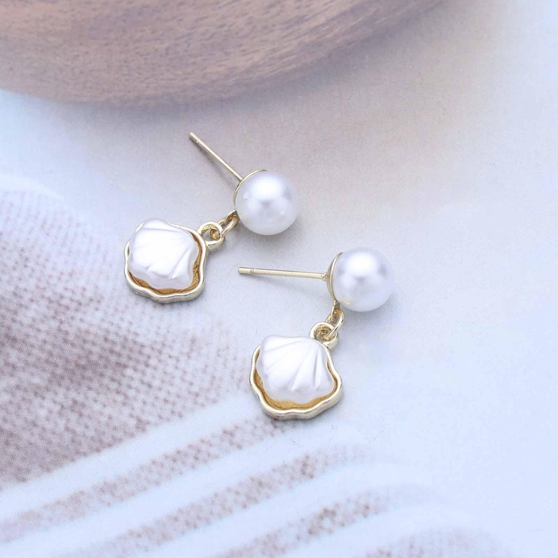 Xmsrn Vintage Shell Pearl Drop Earrings Boho Scallop Pearl Dangle