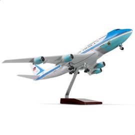 1:300 Scale Air Force One Boeing 747-200B VC-25A (7.9in) Diecast Metal Airplane Military Model Plane kit with Stand for Collection or Gift - Color: 1/160-Complimentary American Airlines.1/400