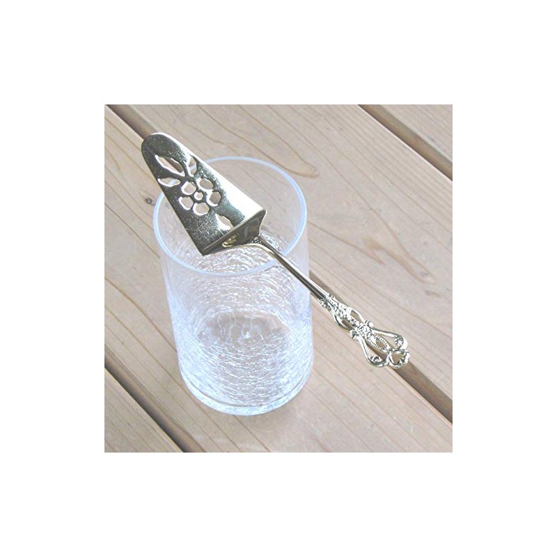 Absinthe. Spoon