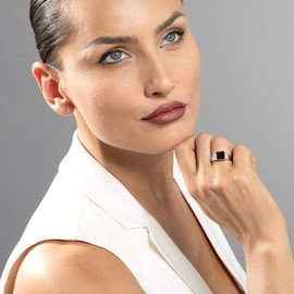 PEORA Garnet Statement Solitaire Ring for Women 925 Sterling Silver, Natural Gemstone, 3 Carats Princess Cut 8mm, Comfort Fit, Size 8, Engagement, Promise, Statement Ring, January Birthstone Ring