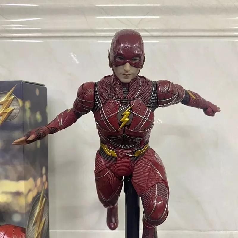 Crazy Toys Figura De Colección Flash De Ezra Miller Estatua