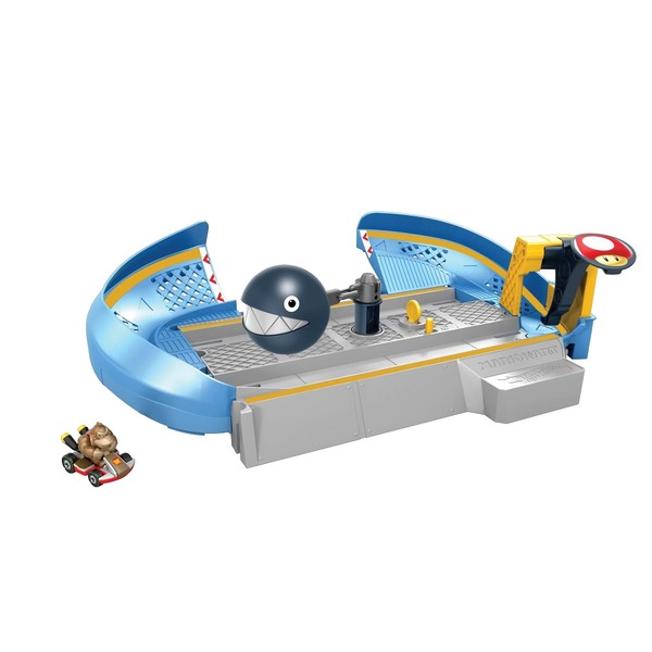 Hot Wheels GKY48 Mario Kart Chain Chomp Track Set, Includes 1 Donkey Kong Kart