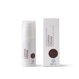 Herbal Touch Lumina Cream 50 ml Feuchtigkeitsspendende Gesichtscreme mit Glow-Effekt mit Hyaluronsäure, Coenzym Q10 und Königskerzen-Phytokomplex, ideal für trockene und stumpfe Haut