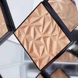 Iluminador Mary Kay Edicion Limitada - Brillo Radiante