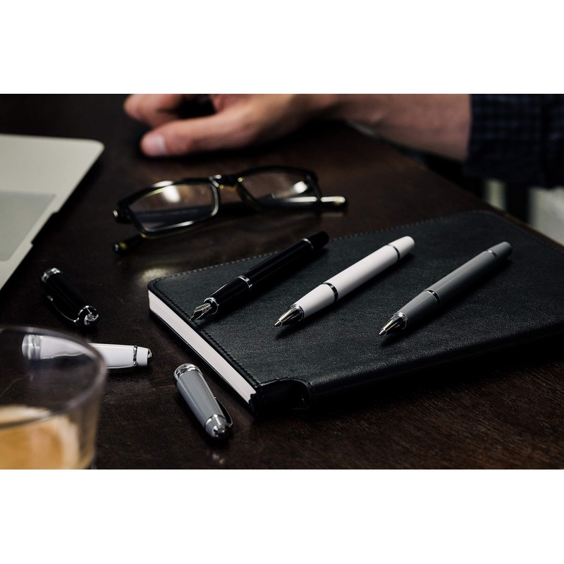Cross Bailey Light Polished Black Resin Fountain Pen INCL. Premium