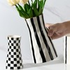 SIDUCAL Elegant Black and White Striped Ceramic Vase – Modern