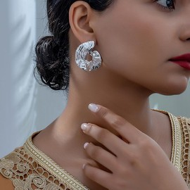 Chunky Earrings for Women Trendy Big Statement Earrings for Women Large Spiral Stud Earring Geometric Drop Dangle Earring Fashion Chunky Jewelry (1 - Wave S)