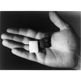 HistoricalFindings Photo: Photo of Sugar Lump Radio,Micro-Module Radio Receiver,Fort Monmouth,NJ,1959