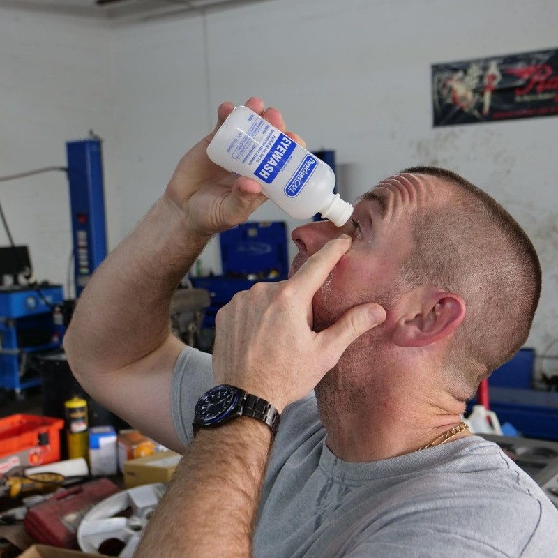 PhysiciansCare Eye Wash Solution, Sterile Isotonic Buffered Solution for Flushing