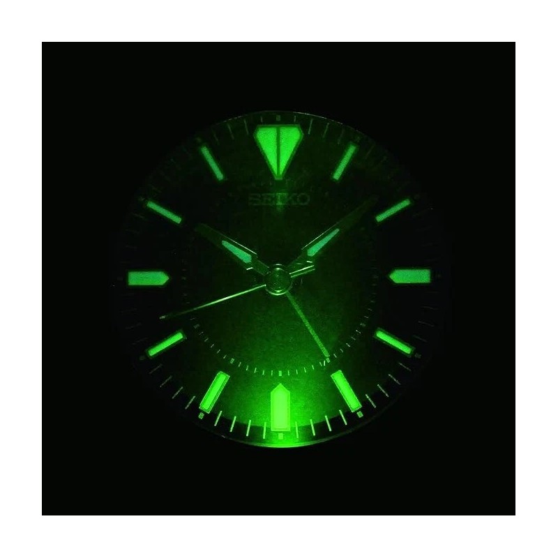 Seiko Alarm clock QHE184T that incorporates the design of Seiko