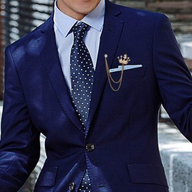 British Style Rhinestone Crown Chain Brooch. Retro Crystal Corsage Pin, Tassel Chain Suit Jacket Brooch Pin for Men Husband Gifts (Gold)