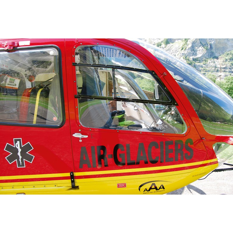 German Level 1/72 EC135 Air Glacier Plastic Model