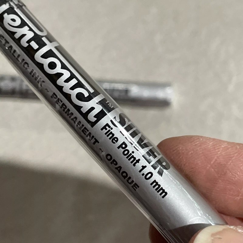 Pen Touch Silver Metallic Quick Dry Ink- Fine Point 1.0-