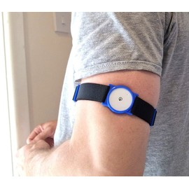 CGM Clips UK - Sensor Armband Holder/Protector Compatible with Freestyle Libre 1/2 - Blue w Black Straps