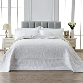 Qucover Alaska King Bedspread 132x 120, Solid White Oversized King Bedspread, 3 Piece Soft MicrofiberLightweight Oversized King Quilts Bedding Set, with Pillow Shams, Quilting Paisley Pattern, White