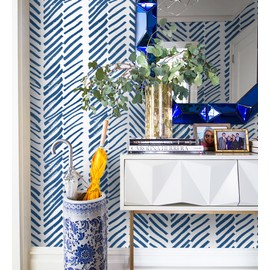 Guvana 17.7”x118”Striped Contact Paper Blue and White Wallpaper Line Peel and Stick Wallpaper Deep Blue Self Adhesive Wallpaper Removable Contact Paper Modern DIY Wallpaper for Bathroom Cabinets Decor