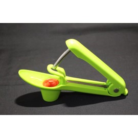 Veleka Cherry/olive pitter Easy one hand operation, new in box, green, lockable