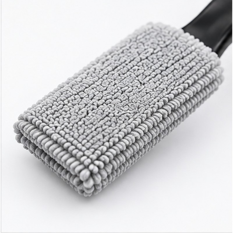 Double-Head Guitar Cleaning Brush for Strings & Fingerboard – Compact