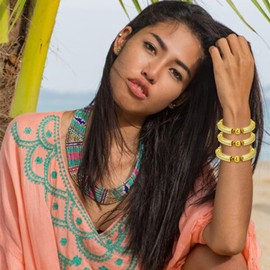 YBMYCM 3-4PCS Bamboo Tube Bangles Bracelet for Women Colorful Beads Elastic Bracelets Acrylic Chunky Bracelets for Women