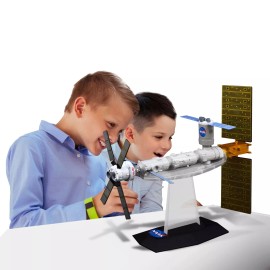 Mukikim NASA Future Explorers - Space Station/Lunar Gateway Interactive Model Projector