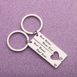 LQRI Stepmom Gift Stepdad Gift Set Step Parent Keychain Best Bonus Mom/Dad Ever Keychain Set of 2 Adoption Jewelry