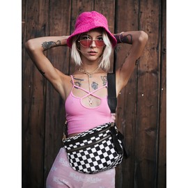 Checkered Crossbody Bum Bags for Women,Trendy Summer Nylon Large Capacity Checkered Cross Body Bag Purses for Women 2025 with Adjustable Strap(Black & White)