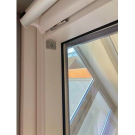 VELUX Mounting Brackets (ZOZ 230) for Installation of Blinds in roof Windows